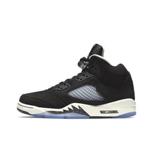 JORDAN 5 RETRO MOONLIGHT 2021