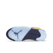 JORDAN 5 RETRO MICHIGAN 2019