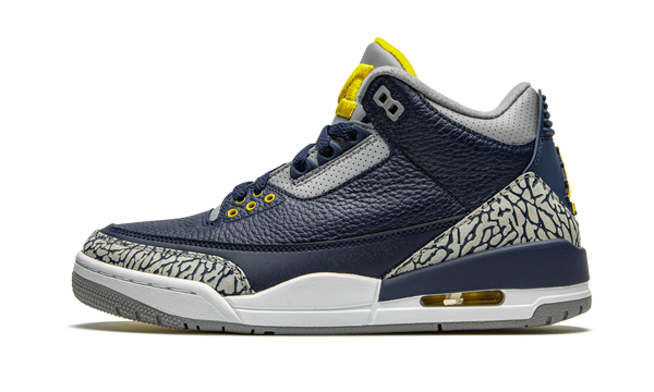 Air Jordan 3 Retro PE "Michigan"