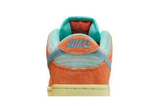 NIKE SB DUNK LOW ‘ORANGE AQUA’