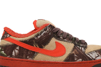 NIKE SB DUNK LOW PRO ‘REESE FORBES HUNTER’