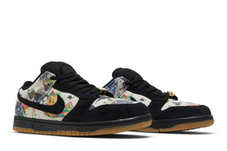 NIKE SB DUNK LOW X SUPREME ‘RAMMELLZEE’