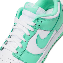 NIKE DUNK LOW ‘GREEN GLOW’